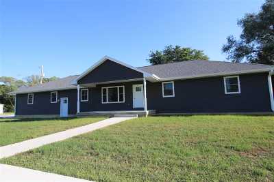 Oelwein IA Single Family Home For Sale: $244,500